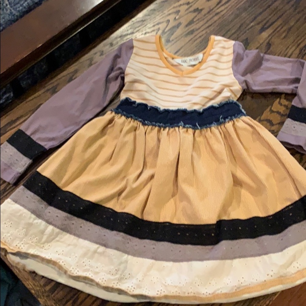 Jack and Peppar size 6 dress